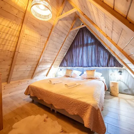 Maryna & Joanna Apartman